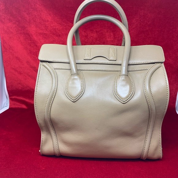 authentic CELINE Beige Tone Luggage Tote Bag - Picture 6 of 12